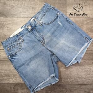 Seven7 5" Inseam Weekend Shorts Size 4